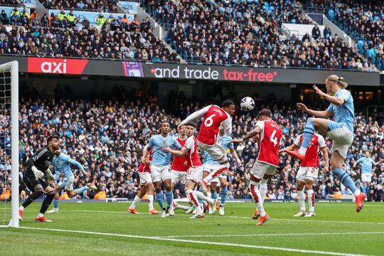 Manchester City e Arsenal não desatam o nulo