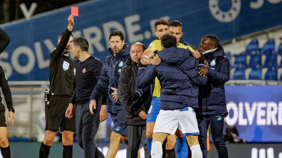 FC Porto: plantel em revolta contra a arbitragem