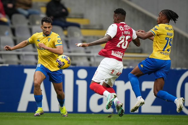 SC Braga: Borja totalmente recuperado e espreita onze