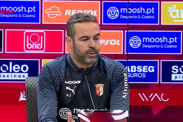 «Botafogo? Ganhar o jogo em Portimão para depois falarmos sobre o meu futuro»