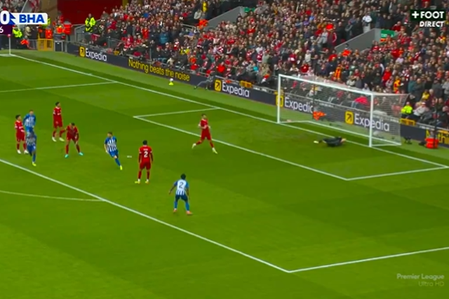 Vídeo: o golo de Welbeck que gelou Anfield... e a reação de Klopp