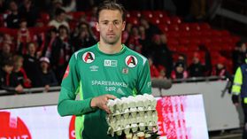 Homem do Jogo na Noruega recebe... quatro dúzias de ovos