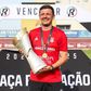 Carlos Soares venceu a Taça Revelação, no ano passado, pelos sub-23 do Benfica, onde era adjunto de Vítor Vinha - Foto: D.R.