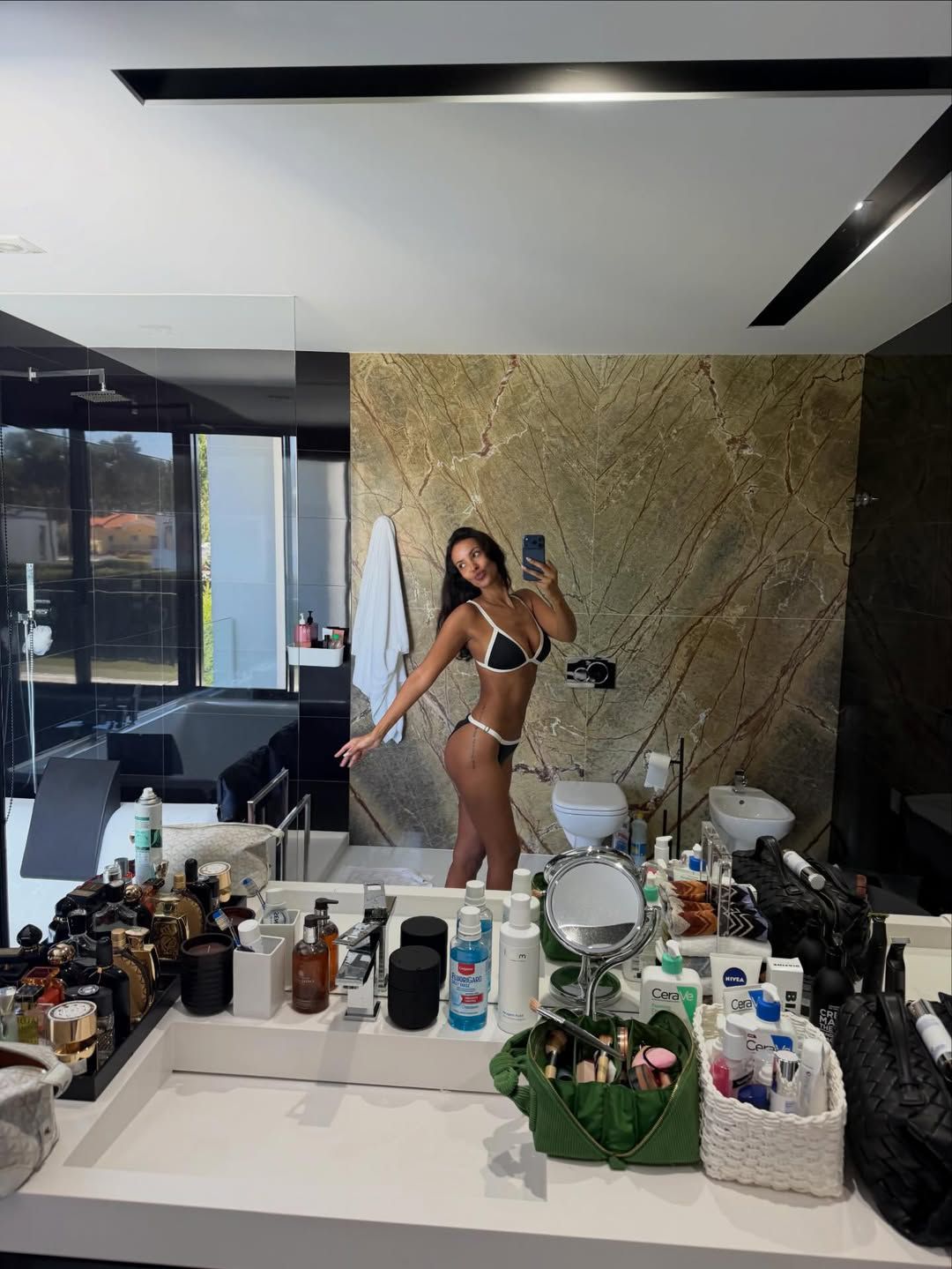 Foto: Maya Jama/Instagram