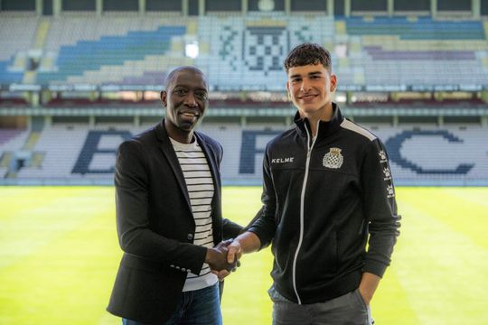 Oficial: Tomé Sousa renova com o Boavista até 2028