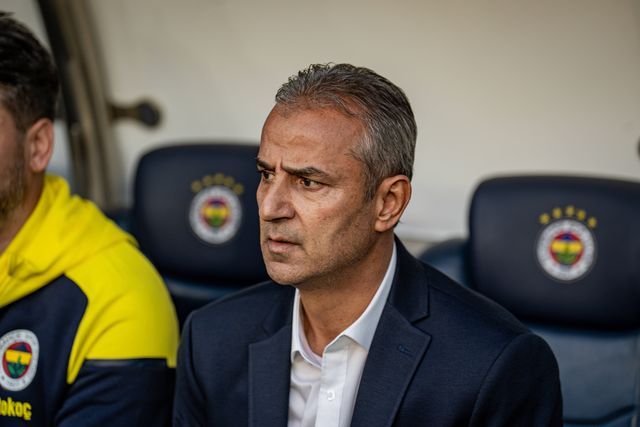 Mourinho a caminho? Fenerbahçe despede-se de treinador