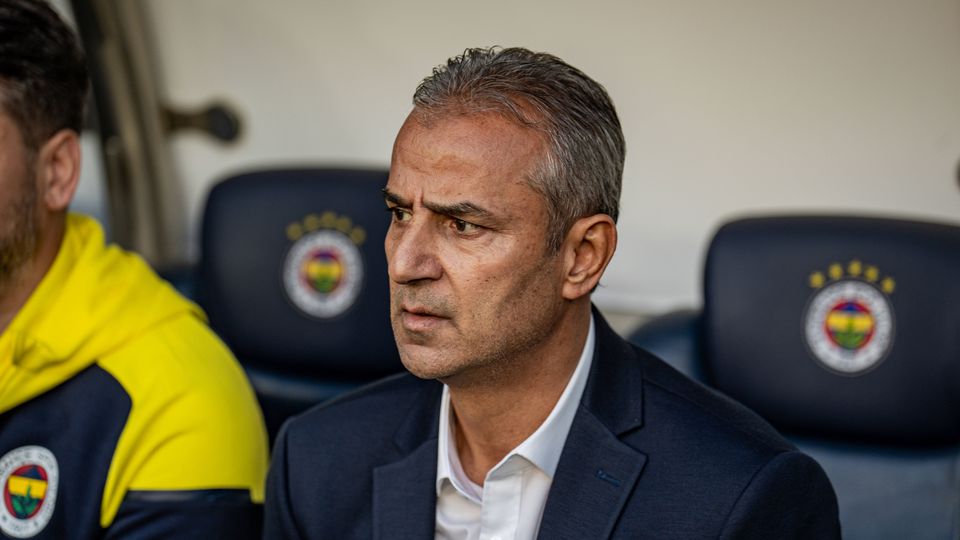 Mourinho a caminho? Fenerbahçe despede-se de treinador