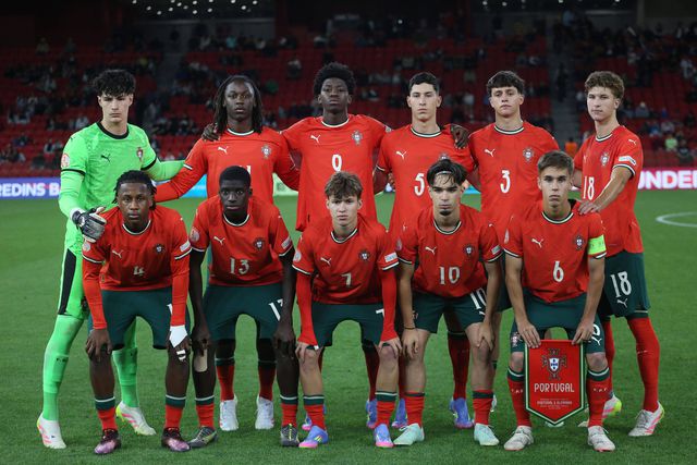 Seleção Nacional de sub-17 defronta este domingo a França na final do Europeu da categoria