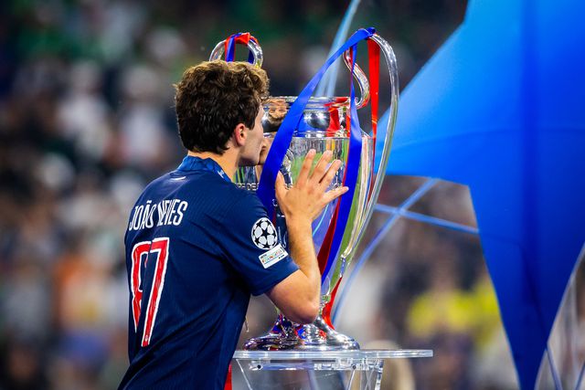 Nem Mbappés, nem Neymares! Queremos Vitinhas e Neves