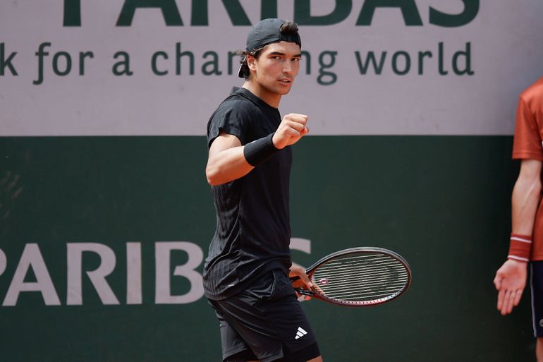 EM DIRETO: Henrique Rocha na terceira ronda de Roland Garros