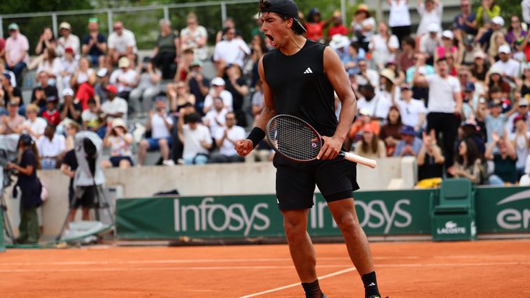 Henrique Rocha eliminado na terceira ronda de Roland Garros