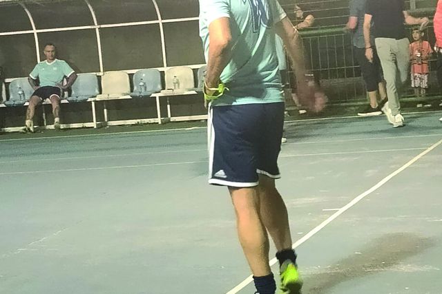 Rui Costa, sempre com a camisola 10, no torneio com o nome dele na Damaia