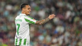 Antony com adeus emocionado ao Betis: «O futebol voltou a ser amor verdadeiro»