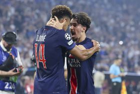 'Champions', Doué a quem doer, com magia de Vitinha (crónica)