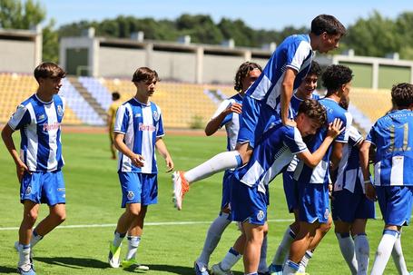 Iniciados do FC Porto lutam pelo título, que foge há 15 anos - Foto: FC Porto