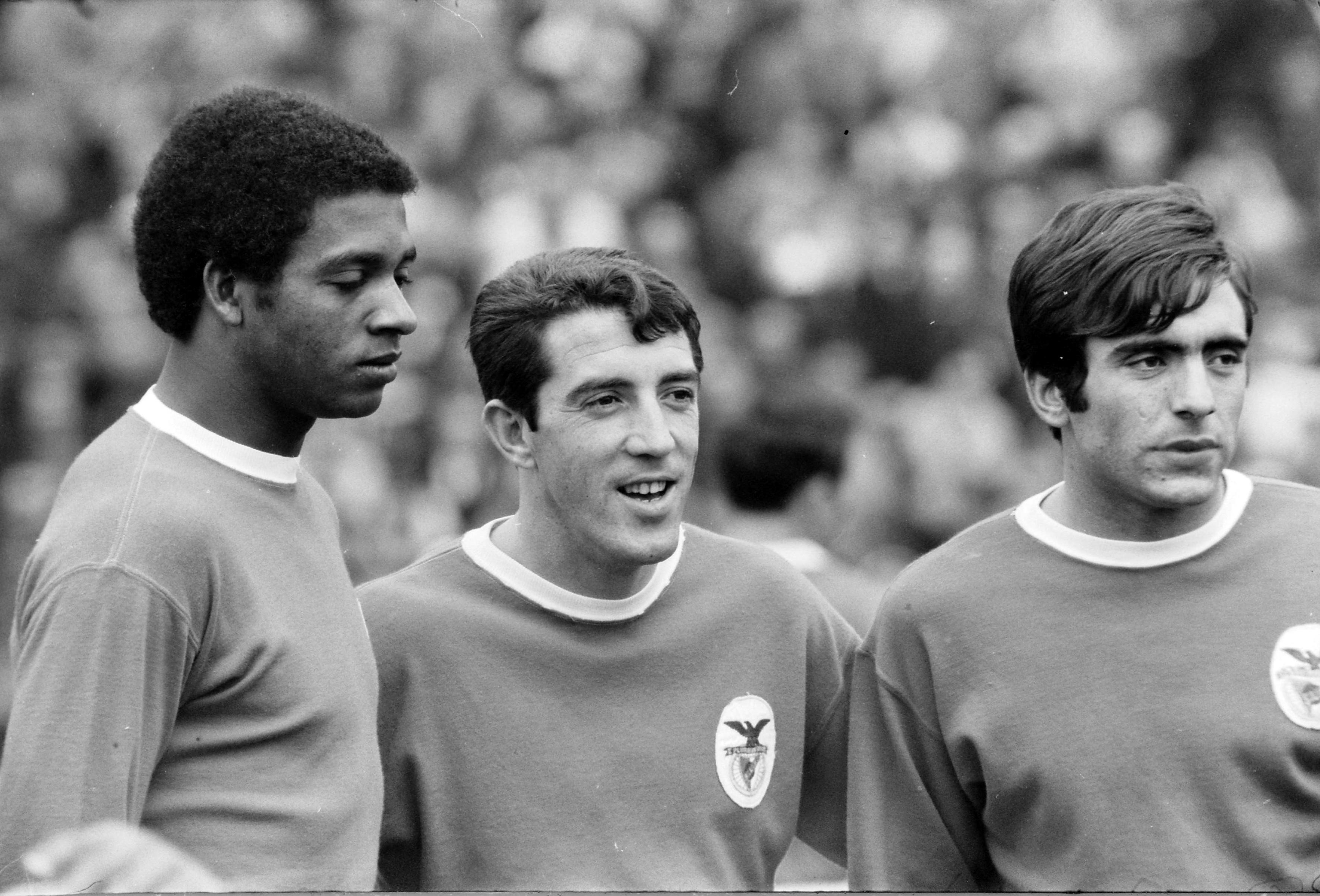 José Augusto (centro) - Benfica (1960/61 e 1961/62) - Foto: ASF/PRESS PHOTO AGENCY