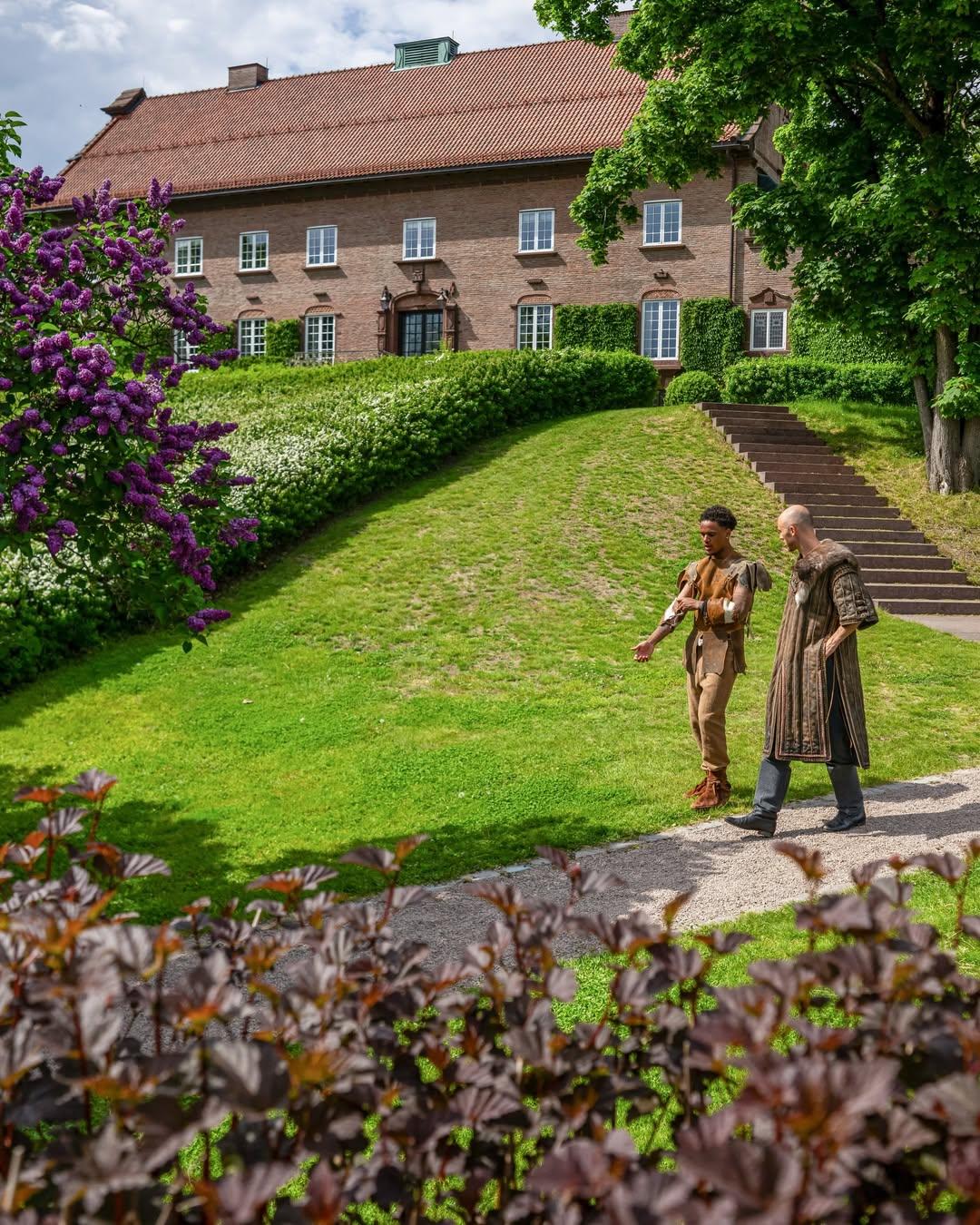 Aursnes a caminho da sessão fotográfica Foto: @herrelandslaget/instagram