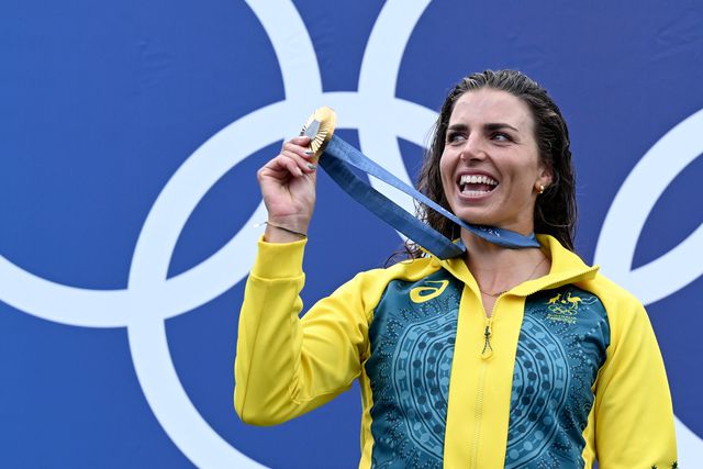 Jessica Fox conquista inédita ‘dobradinha’ de canoa e caiaque no slalom