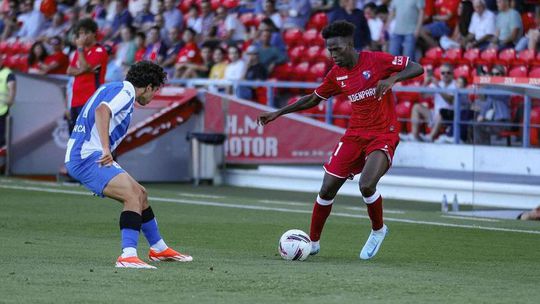 Gil Vicente e Deportivo empatam no jogo de apresentação dos galos