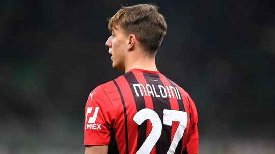 70 anos depois, chega ao fim a 'era Maldini' no Milan