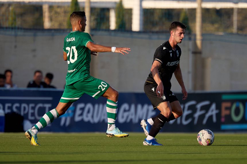 Vitória de Guimarães, Com Tomas Handel na imagem, recebe nesta noite de quinta-feira os malteses do Floriana (IMAGO)