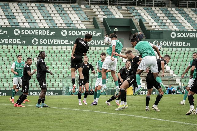 Rio Ave e Nacional empatam (1-1) em jogo de preparação