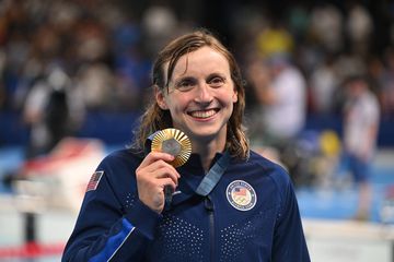 Katie Ledecky bate recorde olímpico dos 1500 metros livres