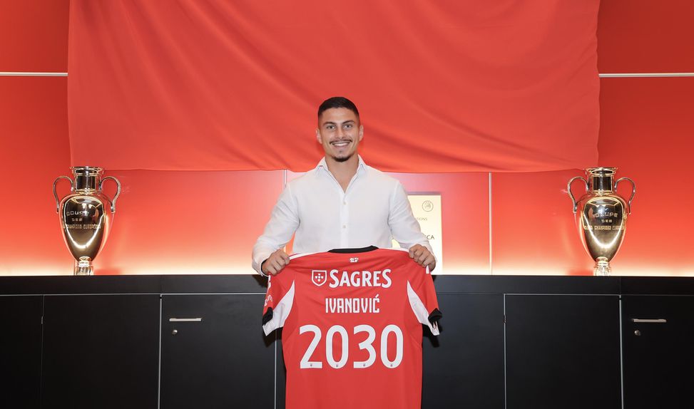 Franjo Ivanovic assinou pelo Benfica até 2030