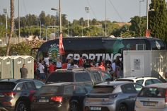 A chegada do Sporting ao palco da Supertaça (foto: Miguel Nunes)