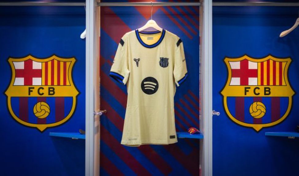 Eis a camisola do segundo equipamento, inspirado em Kobe Bryant