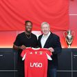 Pany Varela com Fernando Tavares. Foto Benfica