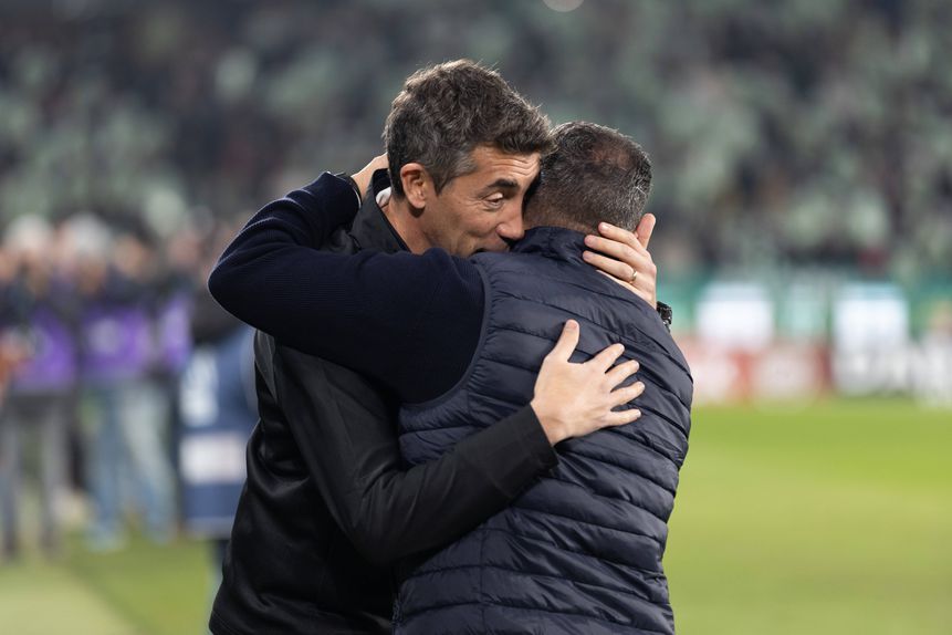 Abraço entre Bruno Lage e Rui Borges