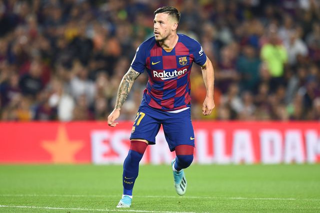 Ex-Barcelona Carles Pérez representa atualmente o Aris Salónica