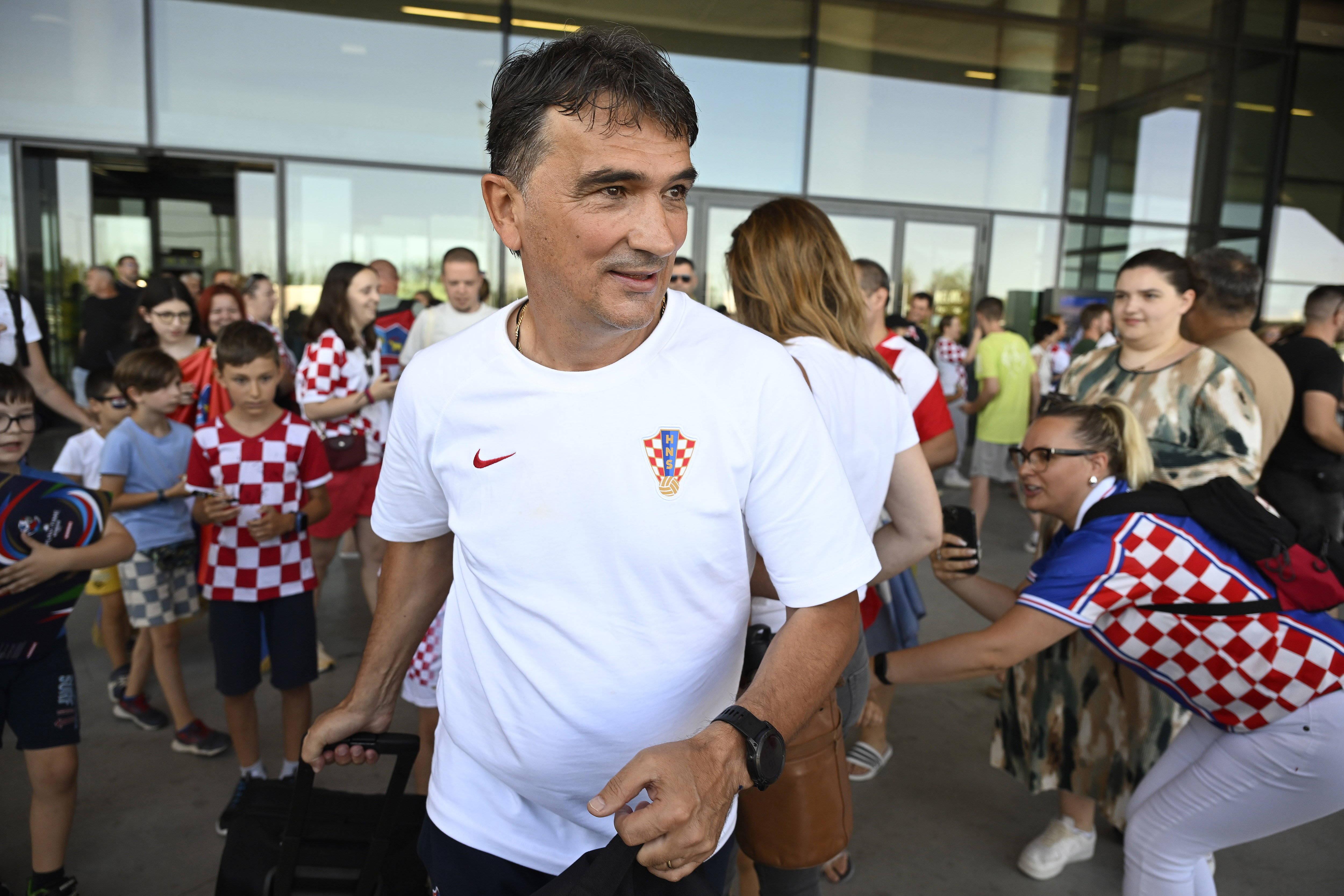 Zlatko Dalic - Esteve quase uma década no comando técnico da Croácia, tendo sido eliminado por Portugal nos 16 avos do Mundial 2026, mas vice-campeão em 2018