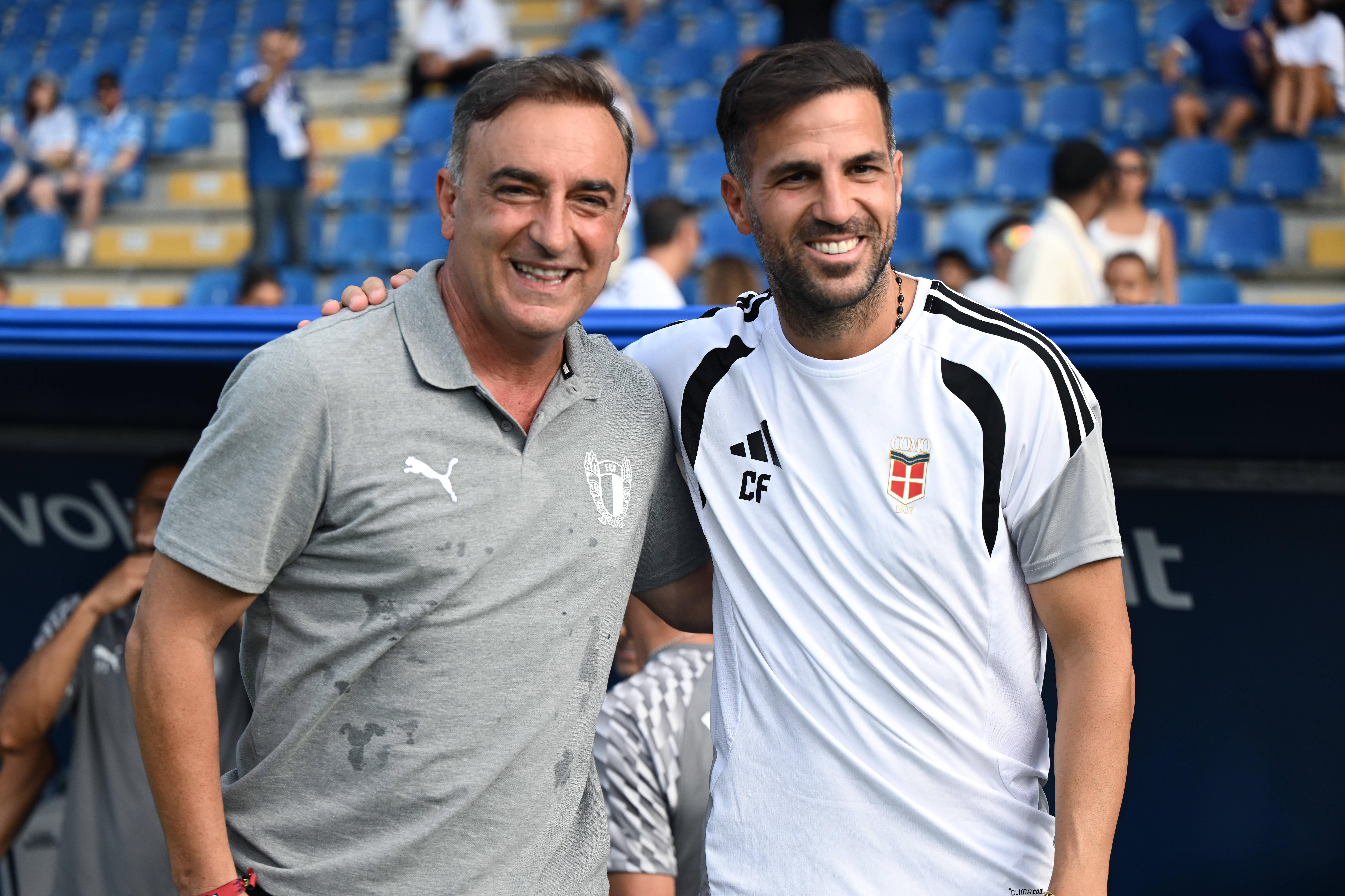 Carlos Carvalhal e Cesc Fàbregas estiveram frente a frente esta sexta-feira, no duelo entre Famalicão e Como