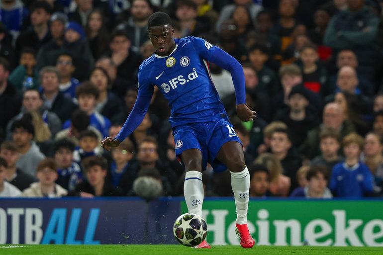 Mamadou Sarr, jovem de 20 anos, foi contratado ao Estrasburgo há um ano por 14 milhões de euros - Foto: Imago