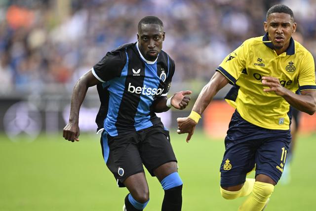 Carlos Forbs jogou os 90' pelo Club Brugge