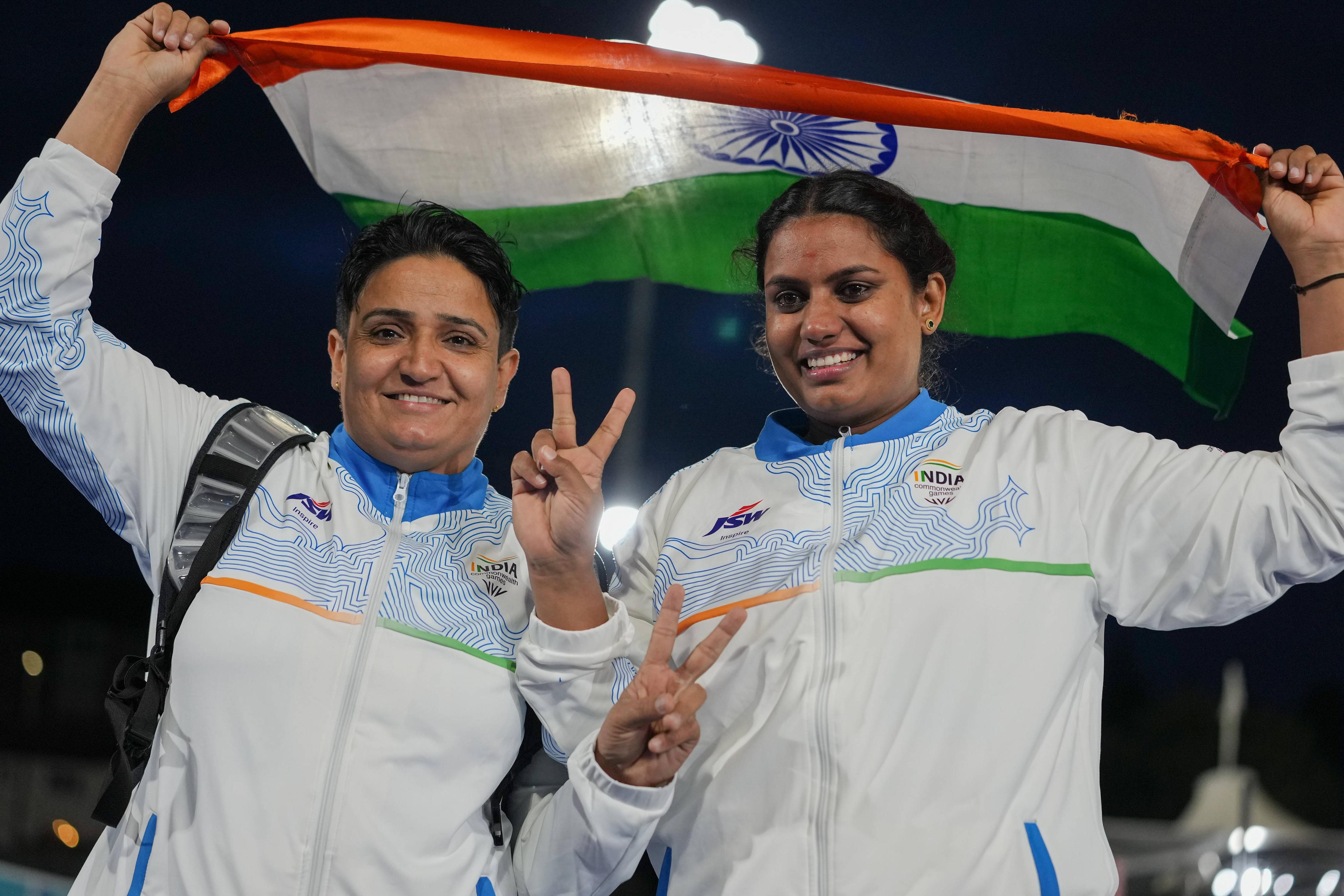 A duas semanas de fazer 40 anos, Sharmila Dhankar celebra em Glasgow, nos Jogos da Commonwealth. IMAGO