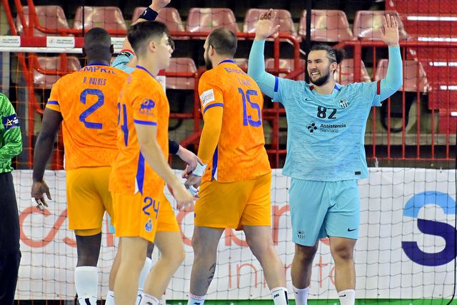 Barcelona vence FC Porto e defronta Sporting na final da Supertaça Ibérica