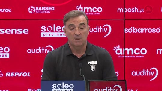 Carlos Carvalhal elogia Gil Vicente: «É uma equipa bem trabalhada»