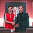 SC Braga oficializa contratação de jovem promessa do PSG