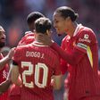 Premier League: em duelo de portugueses, Liverpool não quer deixar fugir o campeão