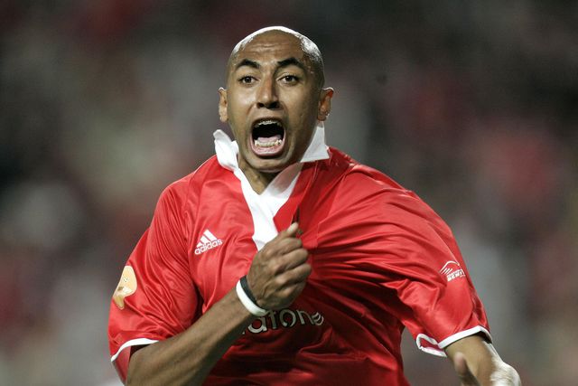 Luisão jogou no Benfica de 2003 a 2018 e conquistou 21 troféus de águia ao peito - Foto: A BOLA