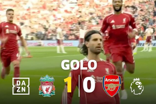 O que é isto, Szoboszlai?! O golaço do meio da rua que decidiu o Liverpool-Arsenal (vídeo)