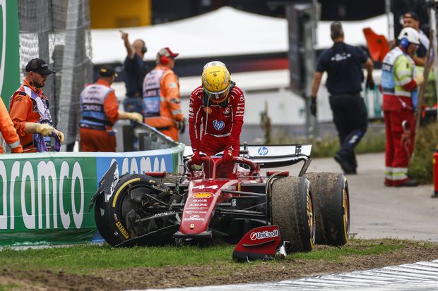 Lewis Hamilton bateu sozinho no GP dos Países Baixos