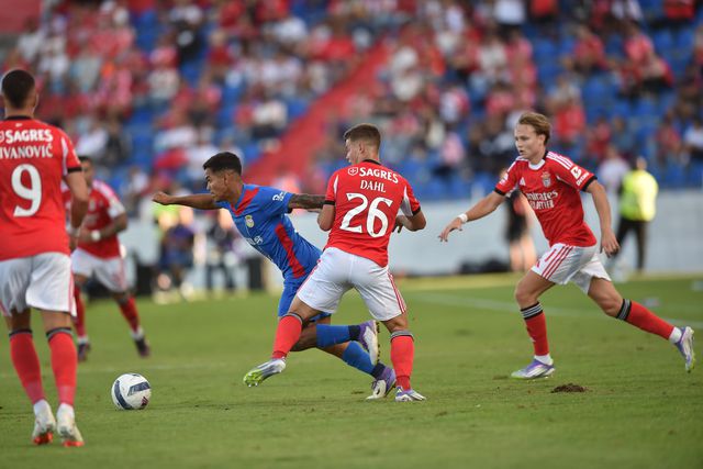 «O Benfica sente dificuldades com este tipo de equipas…»