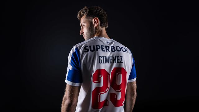 Santiago Giménez vai vestir a camisola 29 - Foto: FC Porto