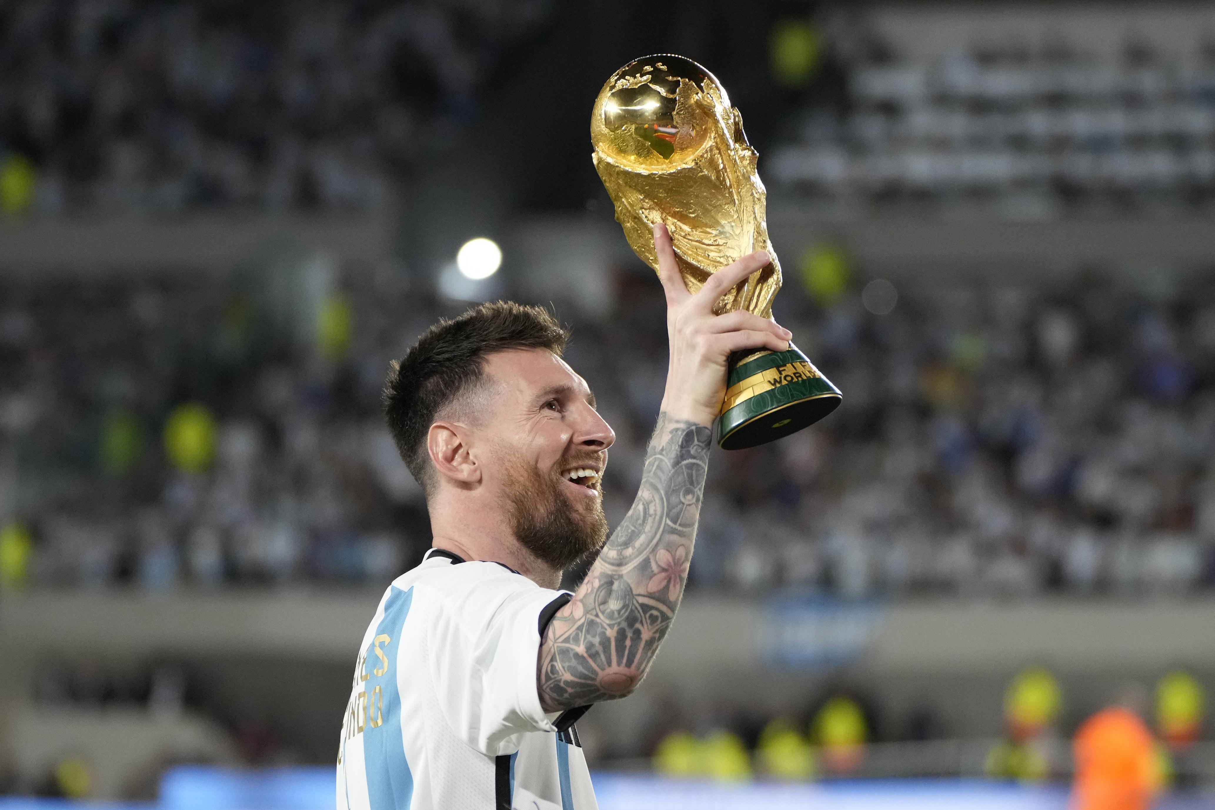 Messi venceu o tão desejado Mundial em 2022, no Qatar, derrotando França na final