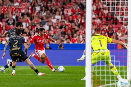 Sete jogos em agosto podiam ter acabado com um desgosto (crónica)