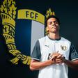 Víctor Rofino, central de 24 anos, assinou por cinco épocas com o Famalicão - Foto: FC Famalicão